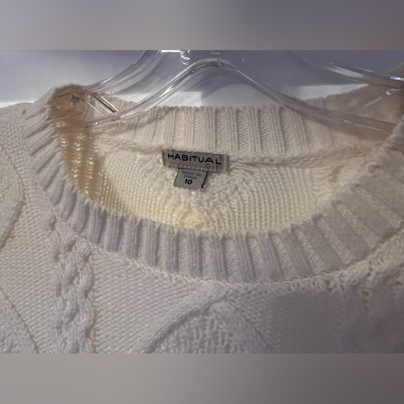 Habitual Girls Cable Sweater Size 10 (Also fits Women Size 0-2) - Picture 2 of 9